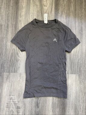 Oner Active Men's Short Sleeve Athletic Tee in Charcoal Gray